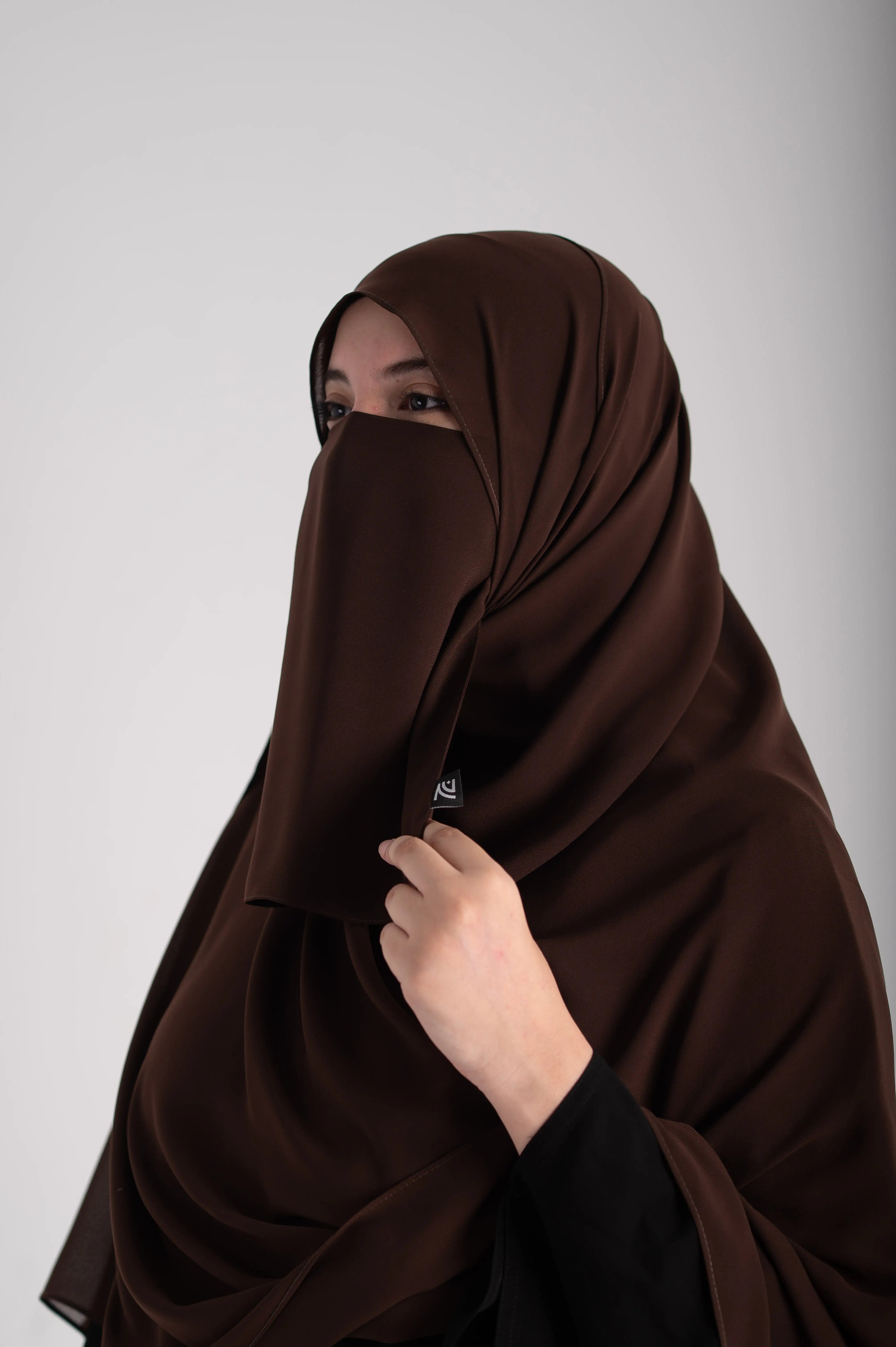 نقاب اللثمة