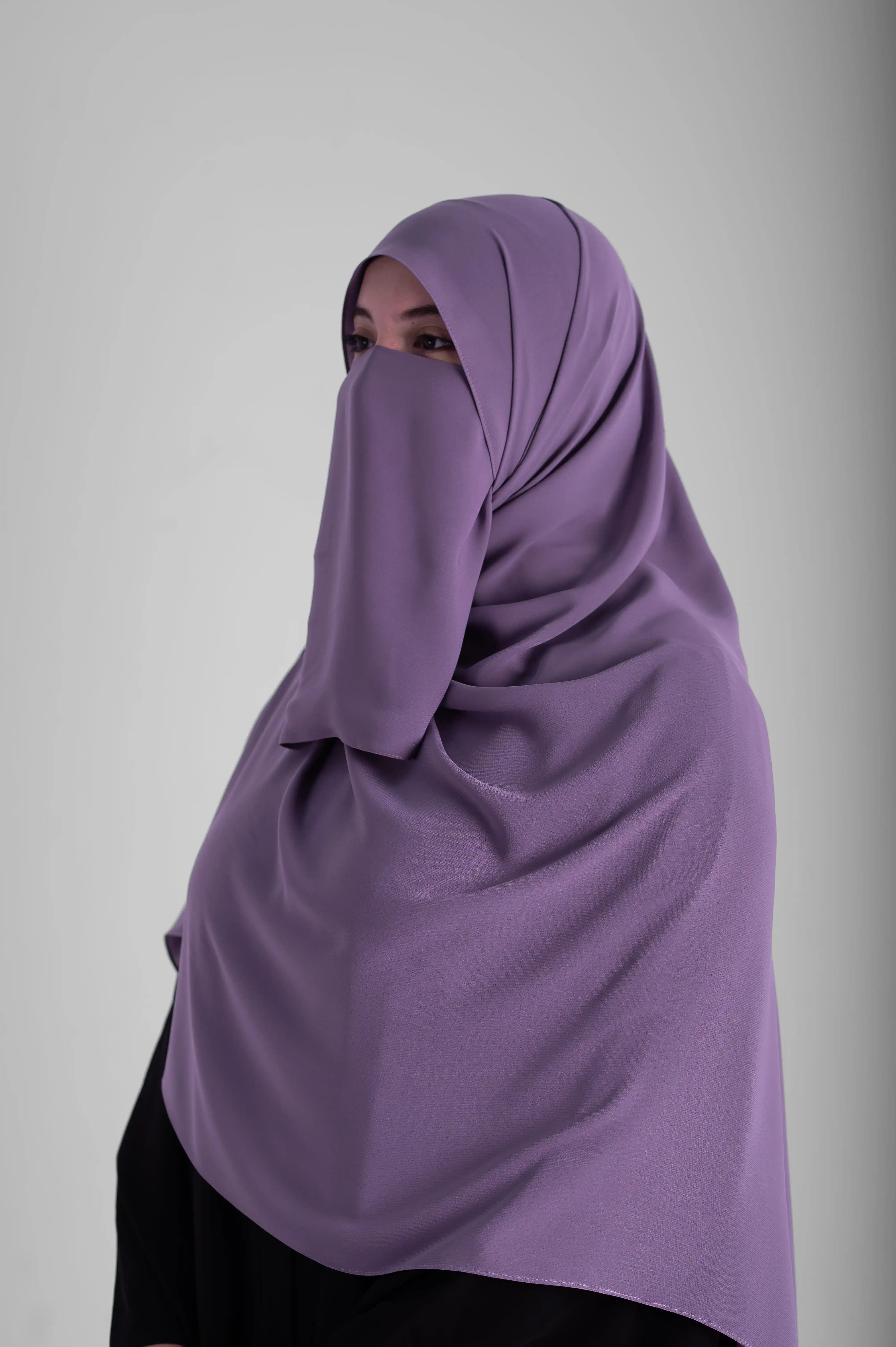 نقاب اللثمة