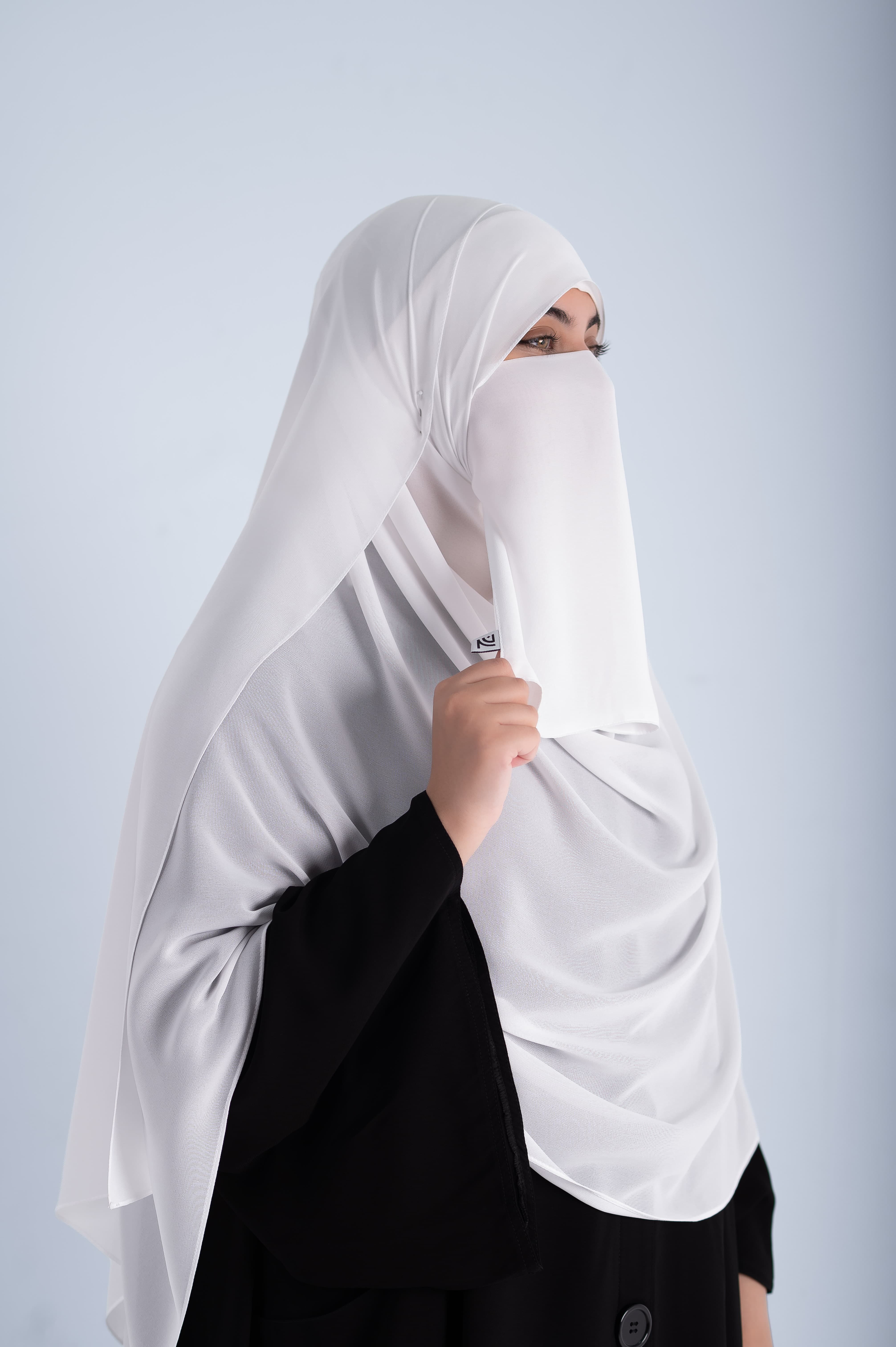 نقاب اللثمة