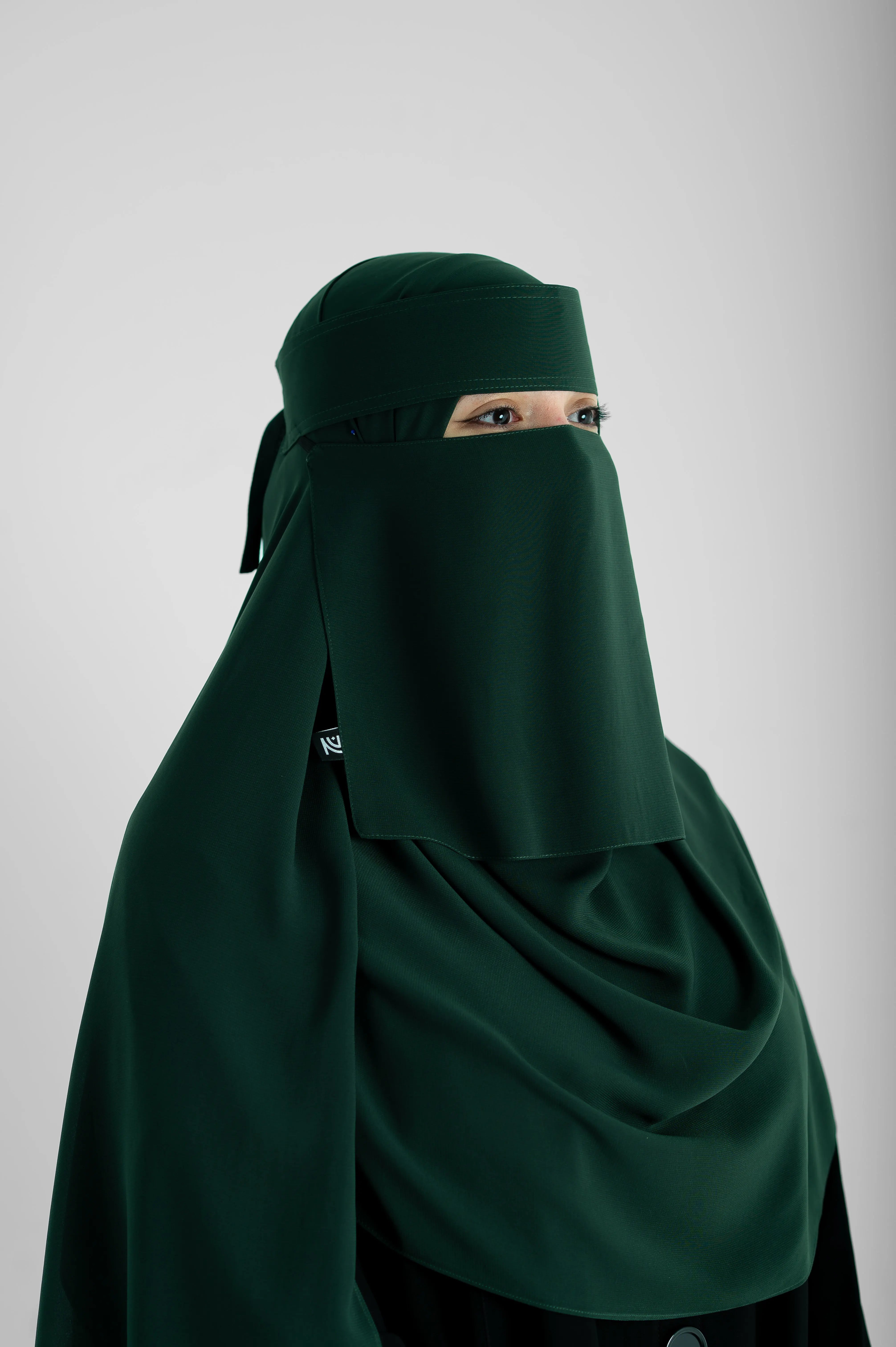 نقاب زيتي