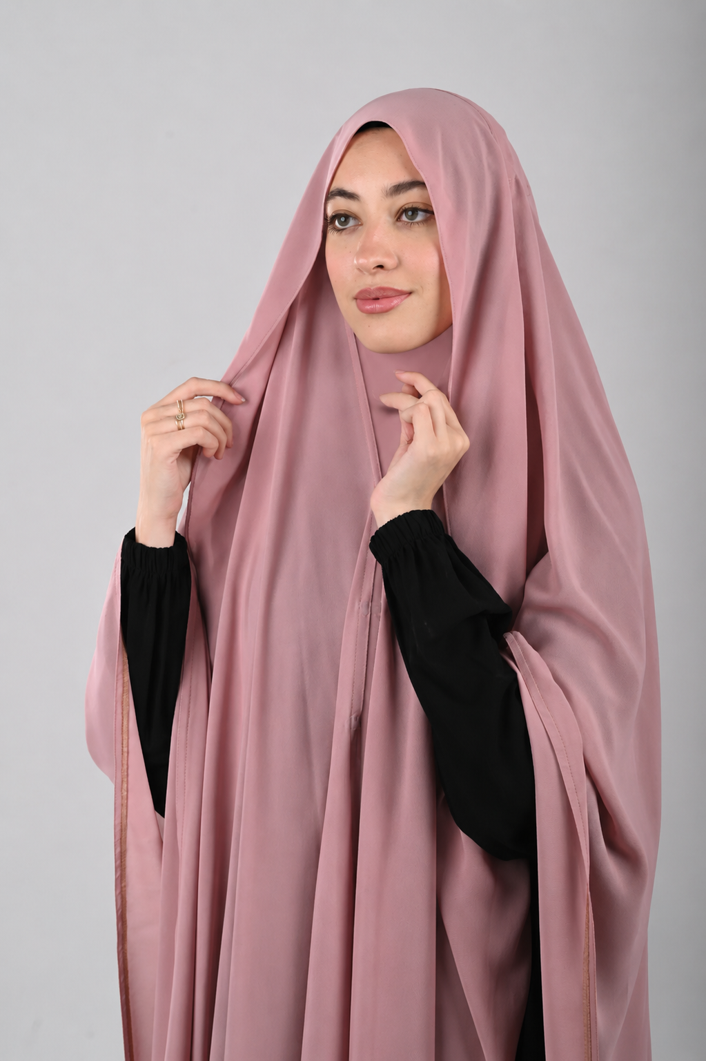 وشاح روز