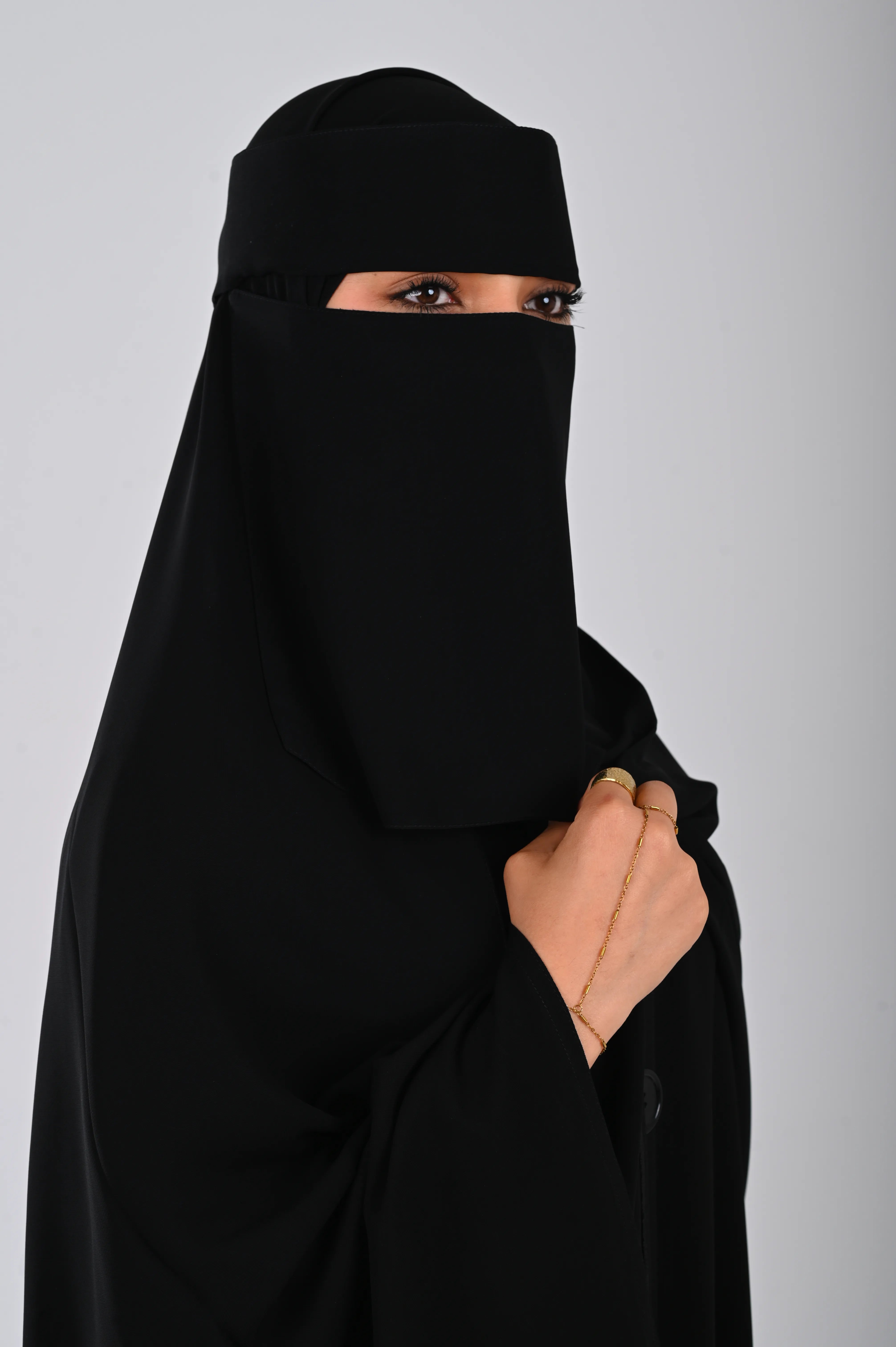نقاب اسود