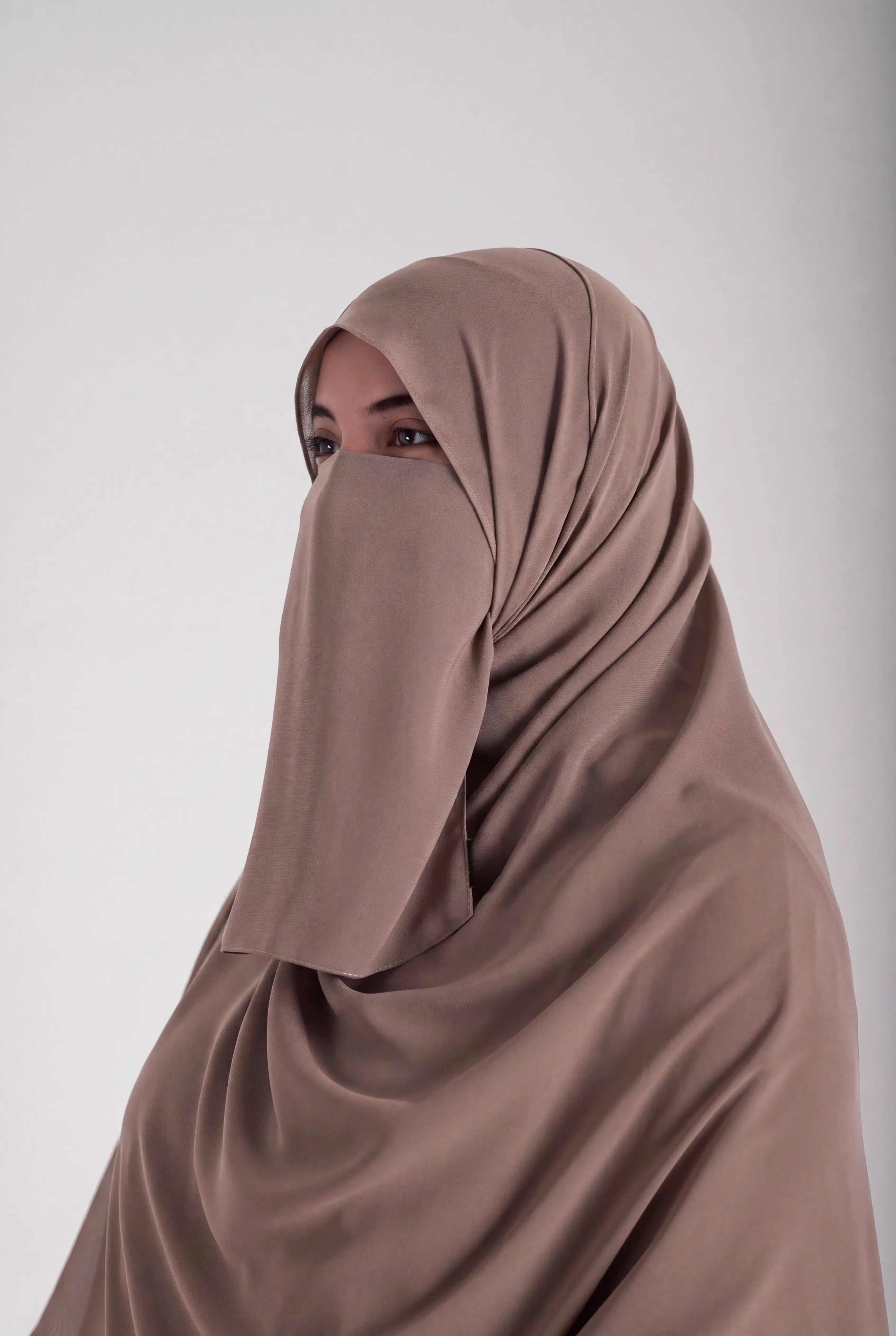 نقاب اللثمة